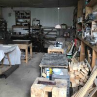 Atelier maison de campagne à vendre. Avec une presse de litho et des equipements pour la litho